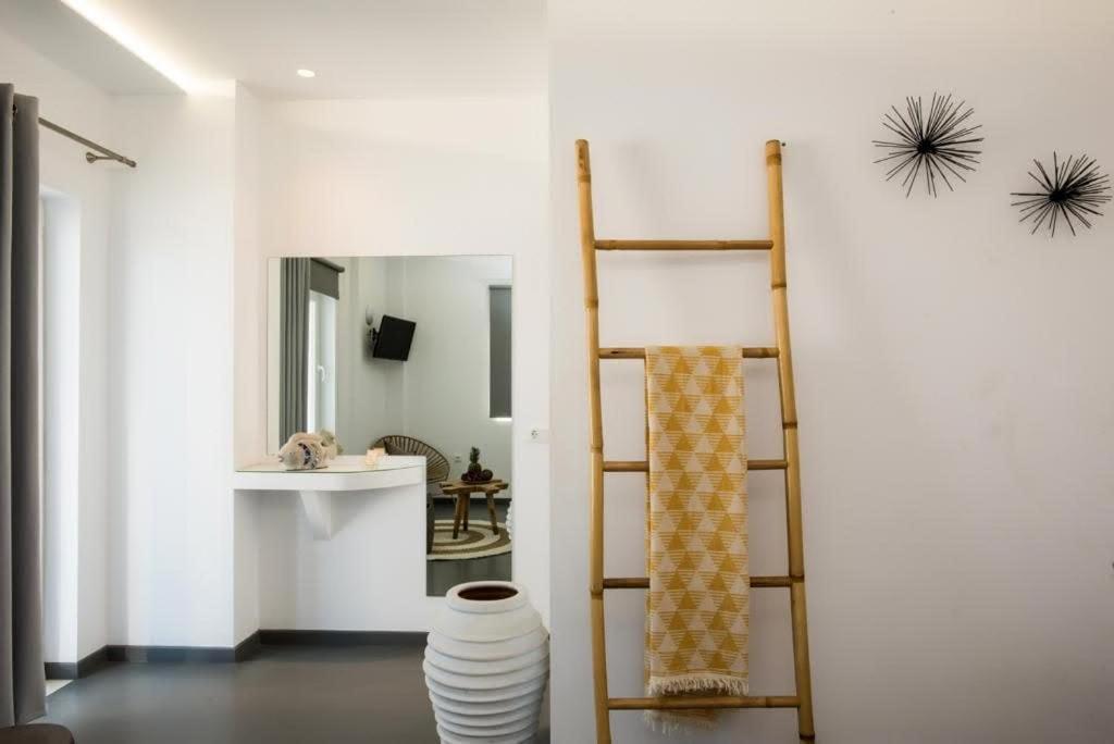 Jonaz Rooms & Suites Mykonos Town Bagian luar foto